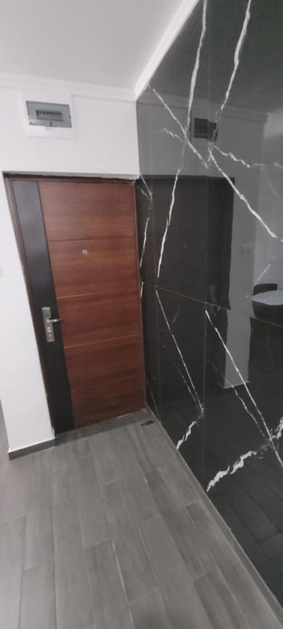 Andi 2-Apartament Беїле-Херкулане Екстер'єр фото